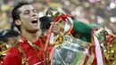 Crsitiano Ronaldo telah mempersembahkan banyak gelar juara bergengsi termasuk tiga titel Liga Inggris, satu Liga Champions, dan Piala FA. (AFP/Adrian Dennis)