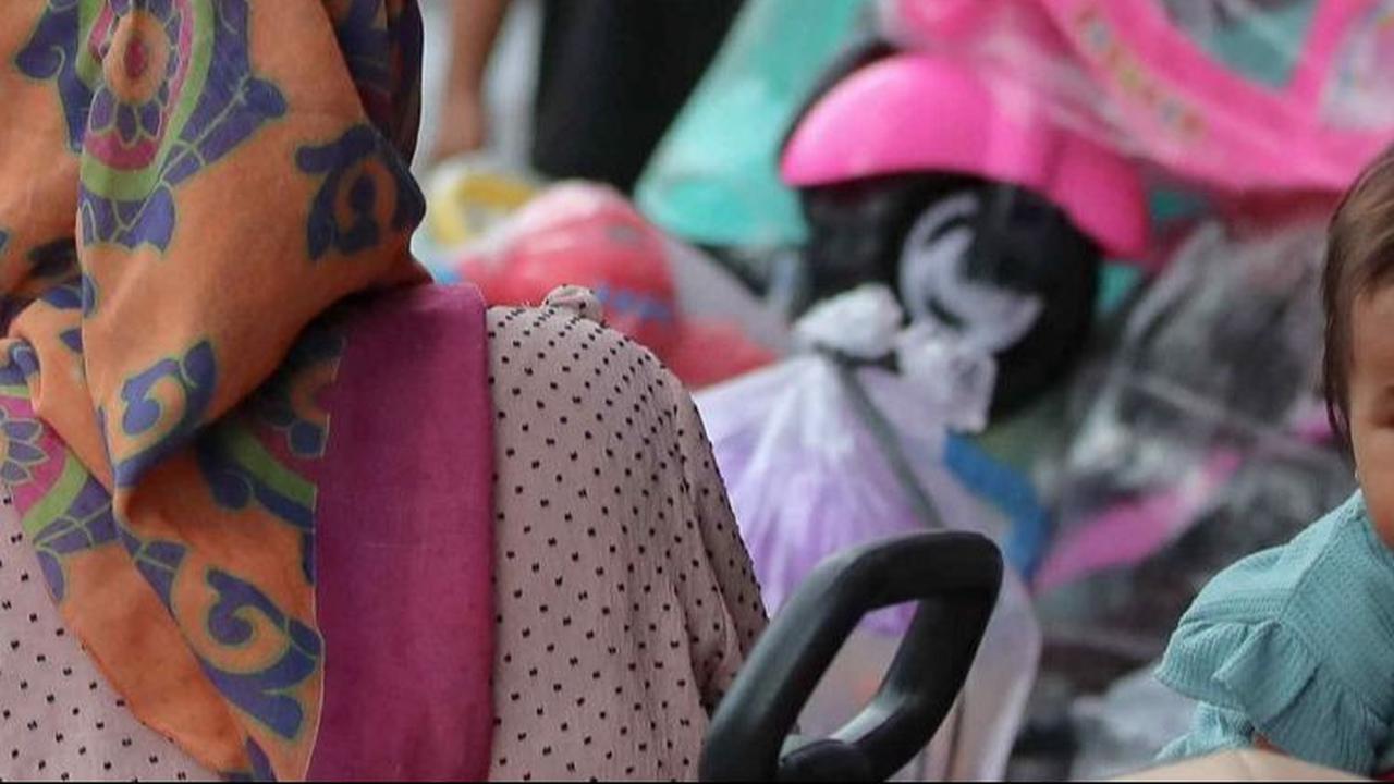 Berdasarkan pengamatan di lapangan, banyak kios yang sepi dan hanya sedikit aktivitas jual beli. Foto: Liputan6.com / Herman Zakharia <br>