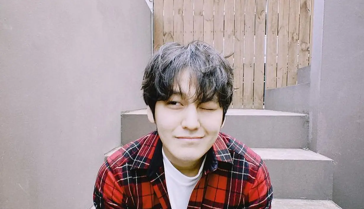 Kim Bum (Instagram/k.kbeom)