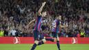 Barcelona mencetak dua gol melalui Robert Lewandowski dan satu gol lagi dari Ousmane Dembele. (AP/Emilio Morenatti)