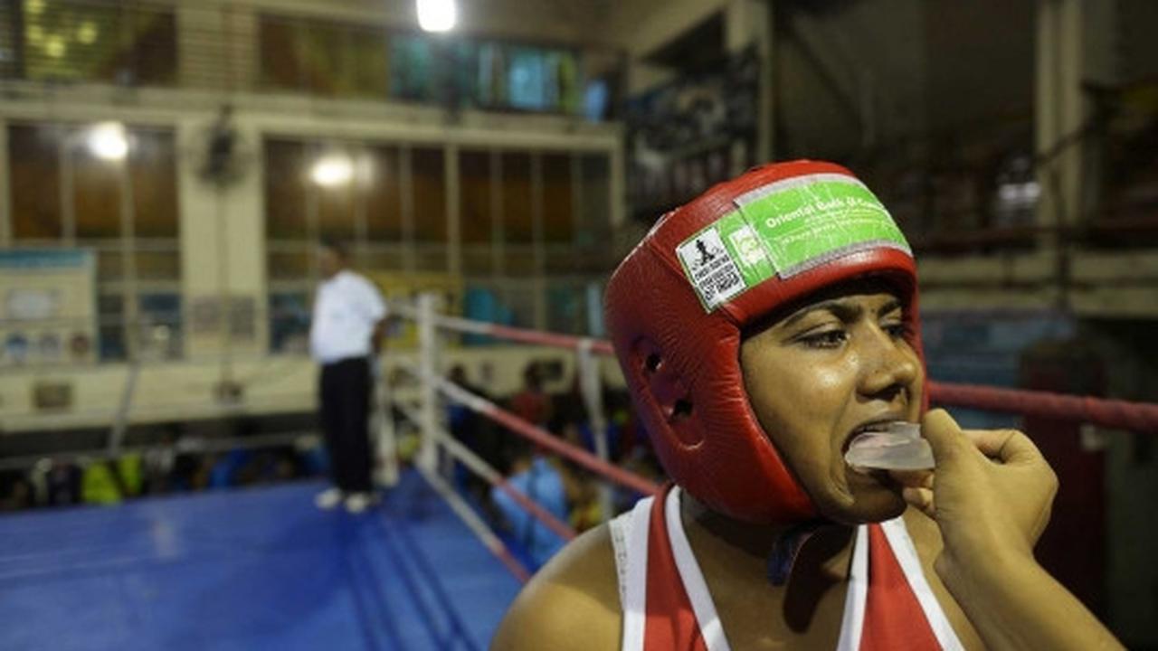 Beginilah jadinya bila turnamen tinju digabungkan dengan catur