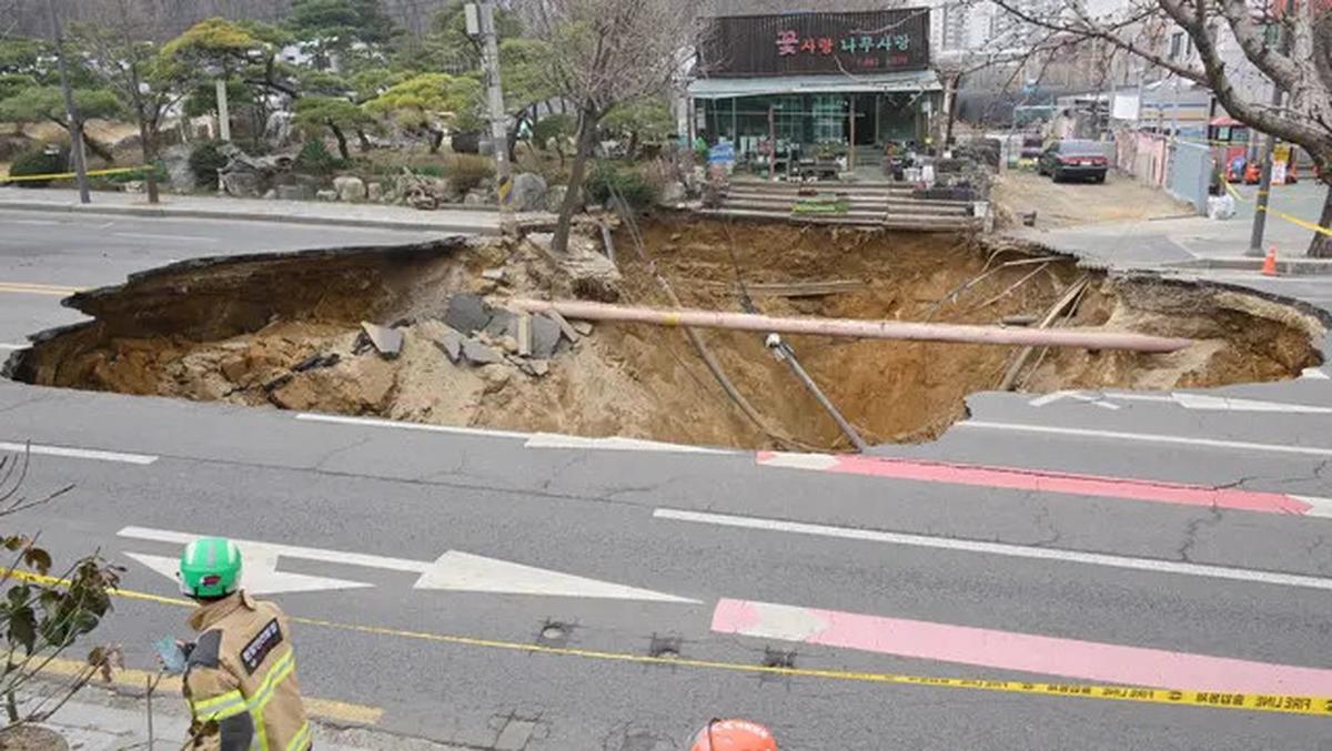 Insiden Sinkhole di Seoul, Satu Orang Tewas
