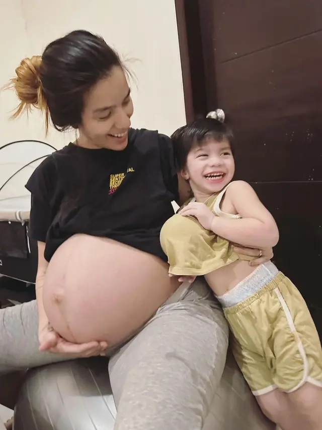 Sheila Marcia Melahirkan Anak Kelima