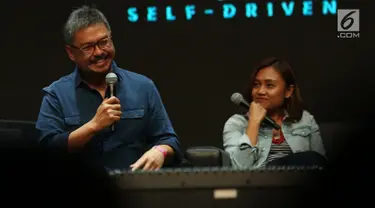 CEO KapanLagi Youniverse Steve Christian menjadi pembicara dalam Talk Show Failing Forward di Jakarta, Sabtu (27/10). Dalam kesempatan tersebut, Steve Christian berbagi kisah suksesnya dalam membangun KapanLagi Youniverse. (Merdeka.com/Imam Buhori)