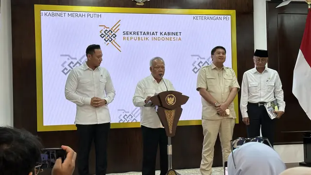 Kepala Otorita IKN (OIKN) Basuki Hadimuljono saat menyampaikan keterangan pers di Istana Kepresiden, Jakarta. (Liputan6.com/Nanda Perdana)