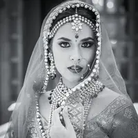 Raisa dengan balutan busana India (Instagram/@hamishdw)