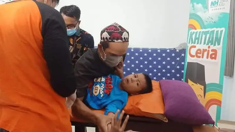 Khitan massal anak berkebutuhan khusus