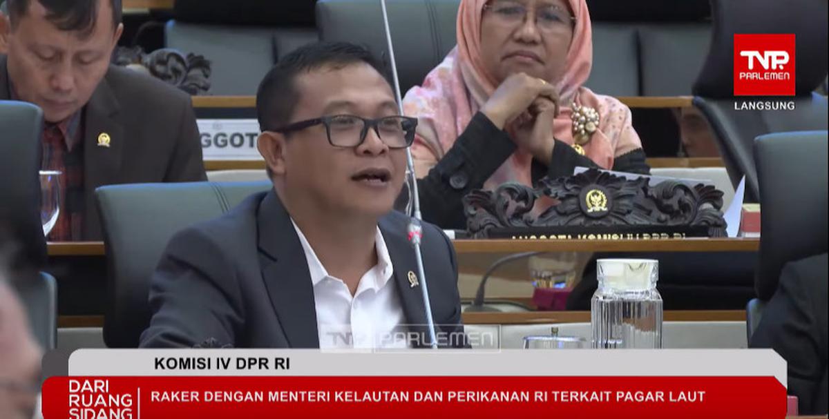 Nelayan Kholid Bongkar Dalang Pagar Laut, Anggota DPR Ini Sebut 'Ngeri Baca Bukunya Logika Penjajah' saat Rapat dengan Menteri KKP