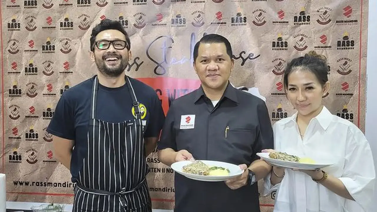 Diary Fimela: Dari Anak Pedagang Asongan, Sosok Rasli Syahrir Kini Sukses dengan Restoran Steak yang Jadi Langganan Artis