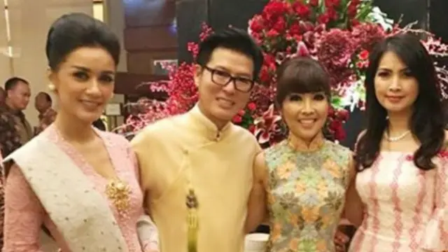 Rosalindynata Gunawan dan Pamannya, Sebastian Gunawan yang Merupakan Seorang Desainer Kondang Indonesia (instagram.com/linguling/sjw)