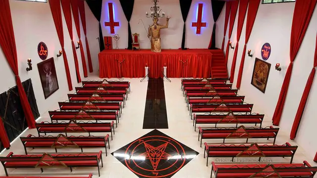 Bangunan yang diduga sebagai tempat pemujaan setan bernama Luciferian Seeds of Light Temple di Kolombia (Foto: Facebook Holmes Pasiminio).