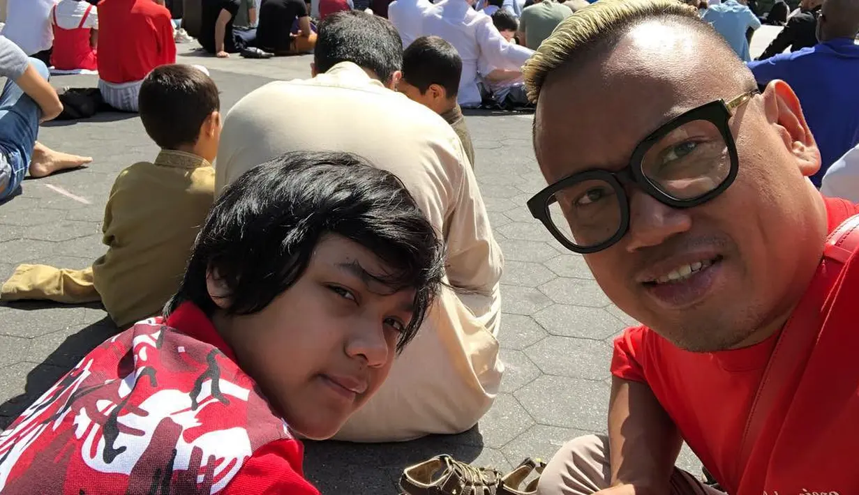 (Instagram/king_uyakuya)