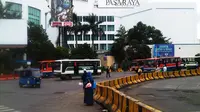 Suasana Terminal Bus Blok M, Jakarta Selatan, Rabu (23/3/2016), sehari pascademonstrasi angkutan umum dan sopir taksi. (Liputan6.com/Anri Syaiful)