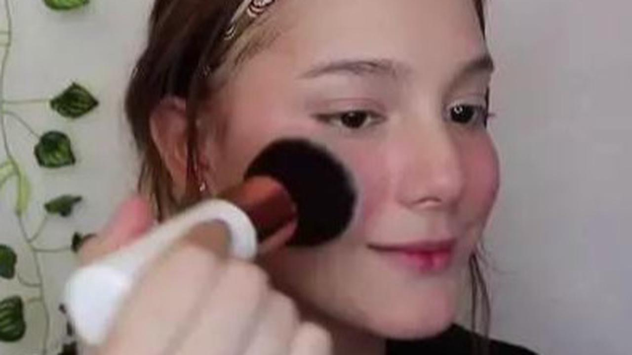 Makeup Natural ala Yasmine Ow