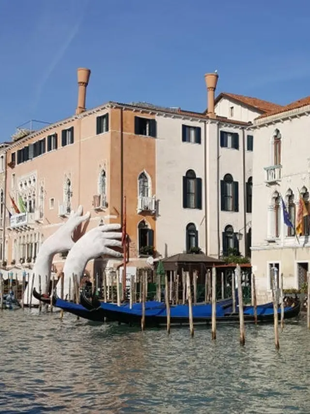 7 Potret Pemandangan di Venesia yang Jarang Diketahui, Bikin Wisatawan Takjub