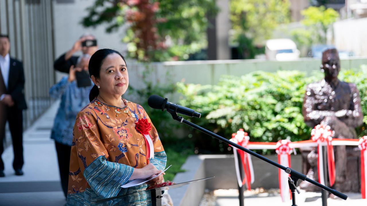Puan Resmikan Patung Bung Karno di Tokyo