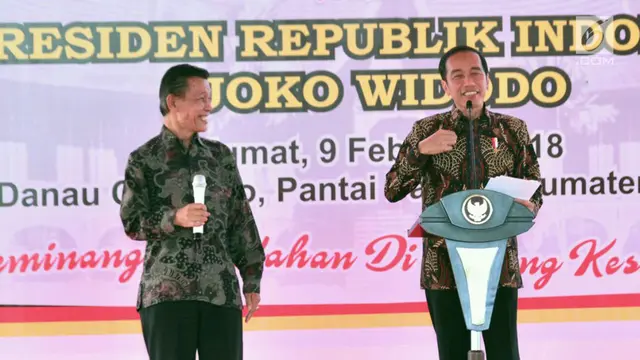 Jokowi Canangkan Revitalisasi 1.000 Rumah Gadang di Solok Selatan