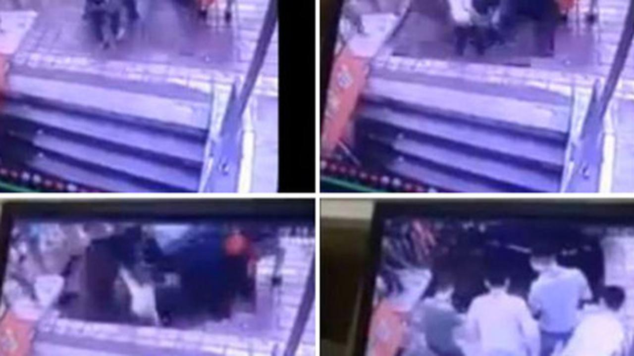 [Video] Lantai halte bus di China runtuh, 5 orang terluka