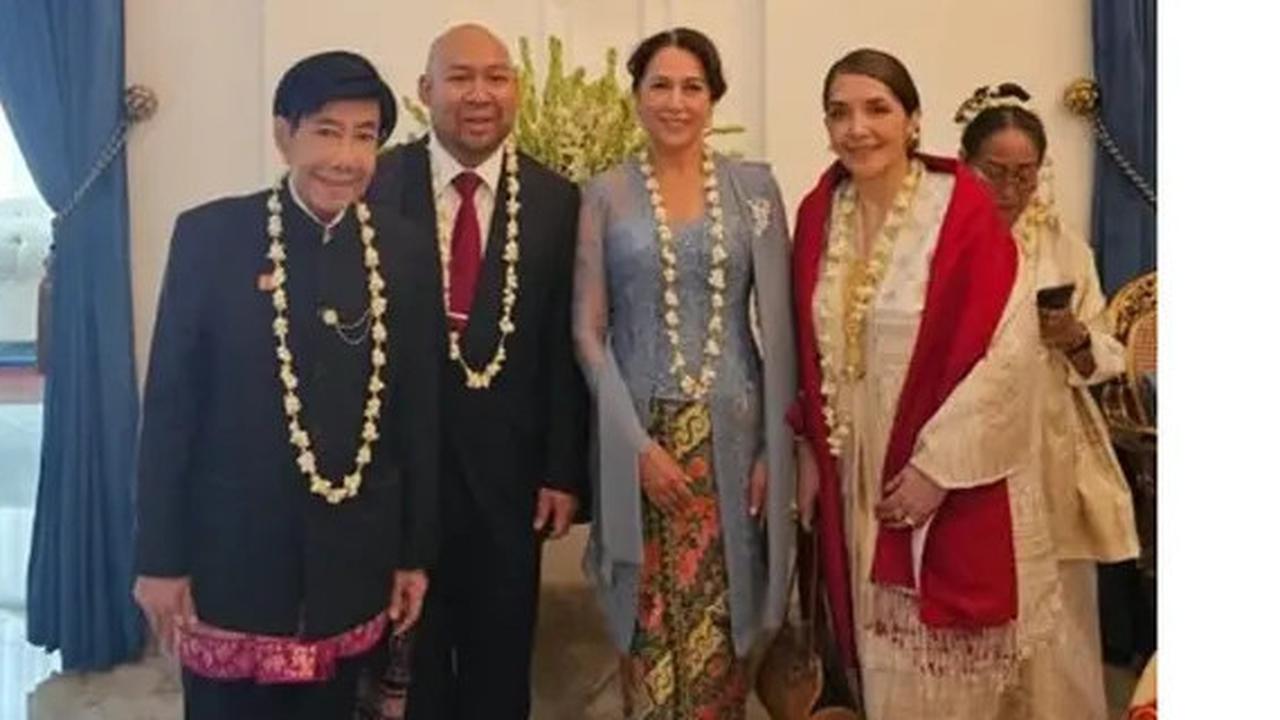 Cantik dan Awet Muda, Potret Kartika Sari Dewi Soekarno Berkebaya Biru Hadiri HUT RI di Istana