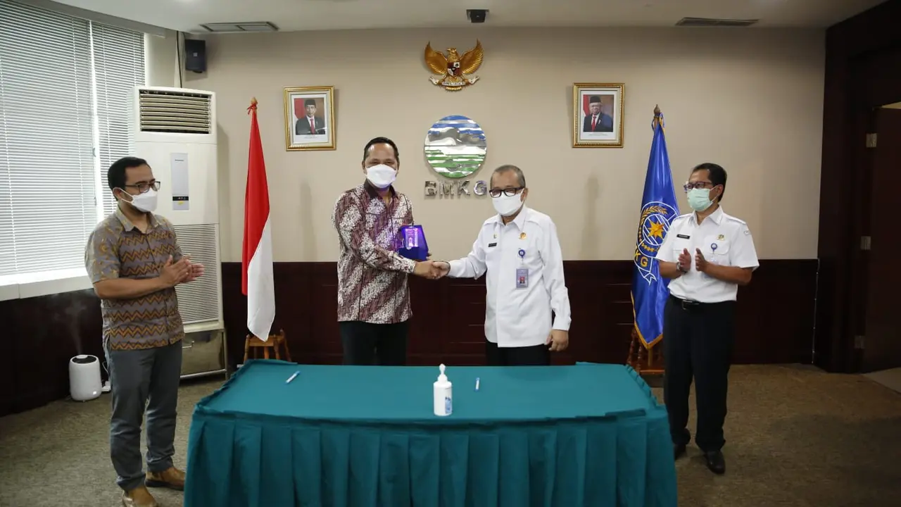 Kerja Sama BKM dengan PT Len Industri.