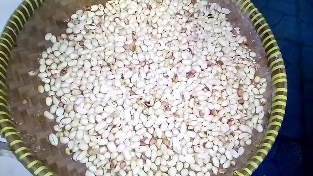 Tanpa Direndam Air Panas, Ini Cara Kupas Kupas Kulit Ari pada Kacang Tanah dengan Praktis