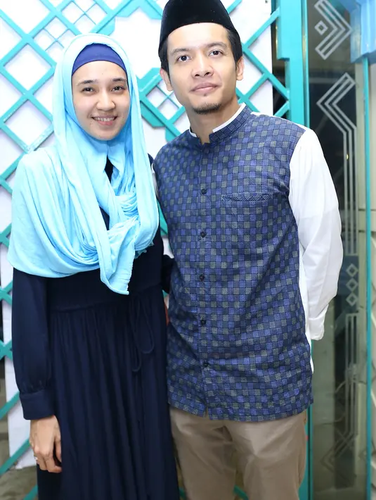 Dimas Seto sebagai suami juga tidak mempermasalahkan istrinya kerja atau tidak. Baginya, memberikan nafkah pada istri sudah menjadi kewajibannya. (Andy Masela/Bintang.com)