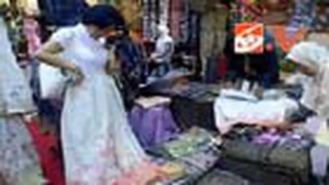 Berburu Pernak-pernik Lebaran