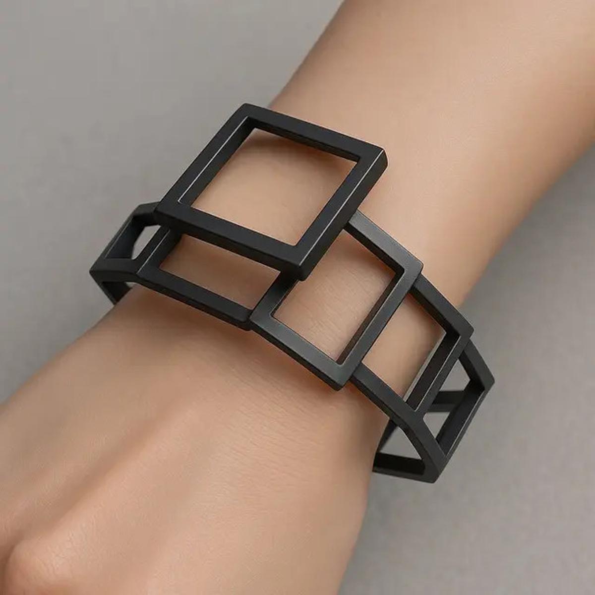 7 Model Gelang Geometris dengan Desain Kontemporer dan Kekinian
