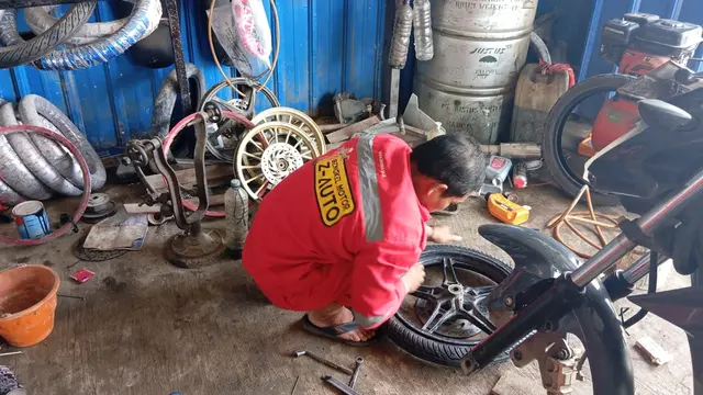 Lewat Program Z-Auto, BAZNAS Bantu Mustahik Bangkit: Kisah Sukses Bengkel Asep di Kendari