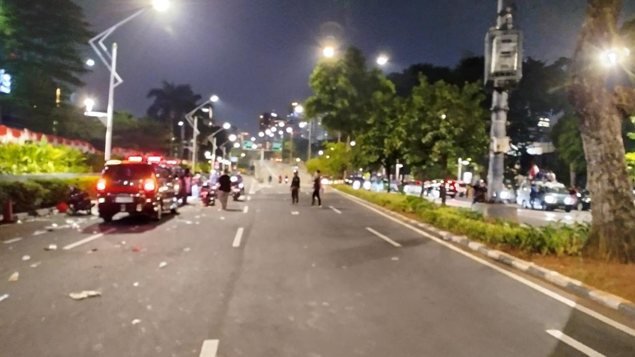 Situasi demo masa tolak RUU Pilkada di sekitar gedung DPR/MPR RI.