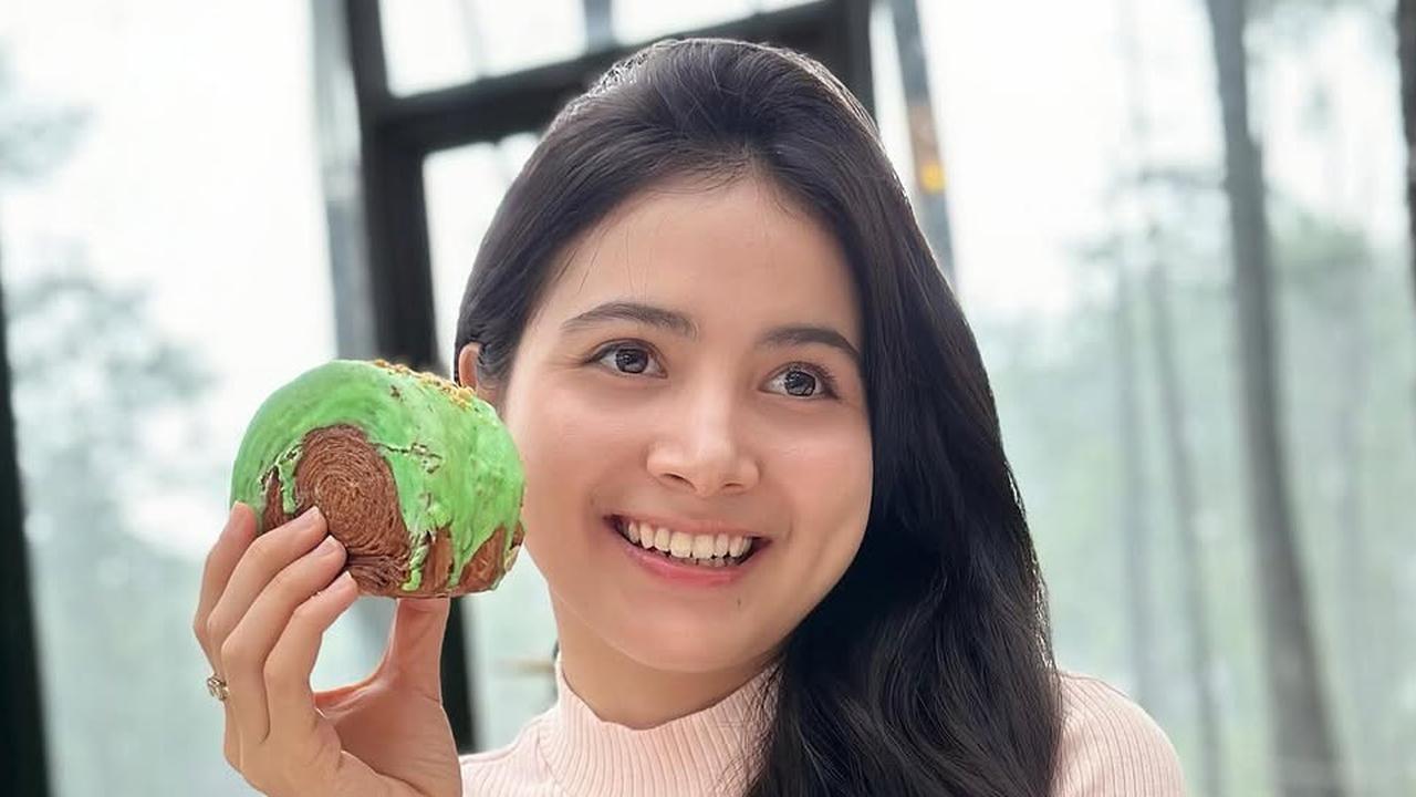 Klarifikasi Bulan Sutena Soal Video Viral 1 Menit 14 Detik: Asli atau Hoaks AI?