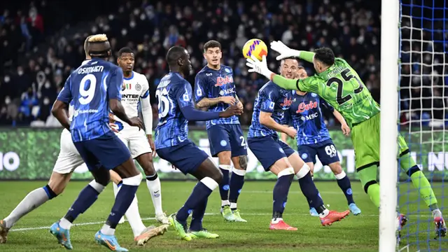 FOTO: Inter Milan Sama Kuat Lawan Napoli