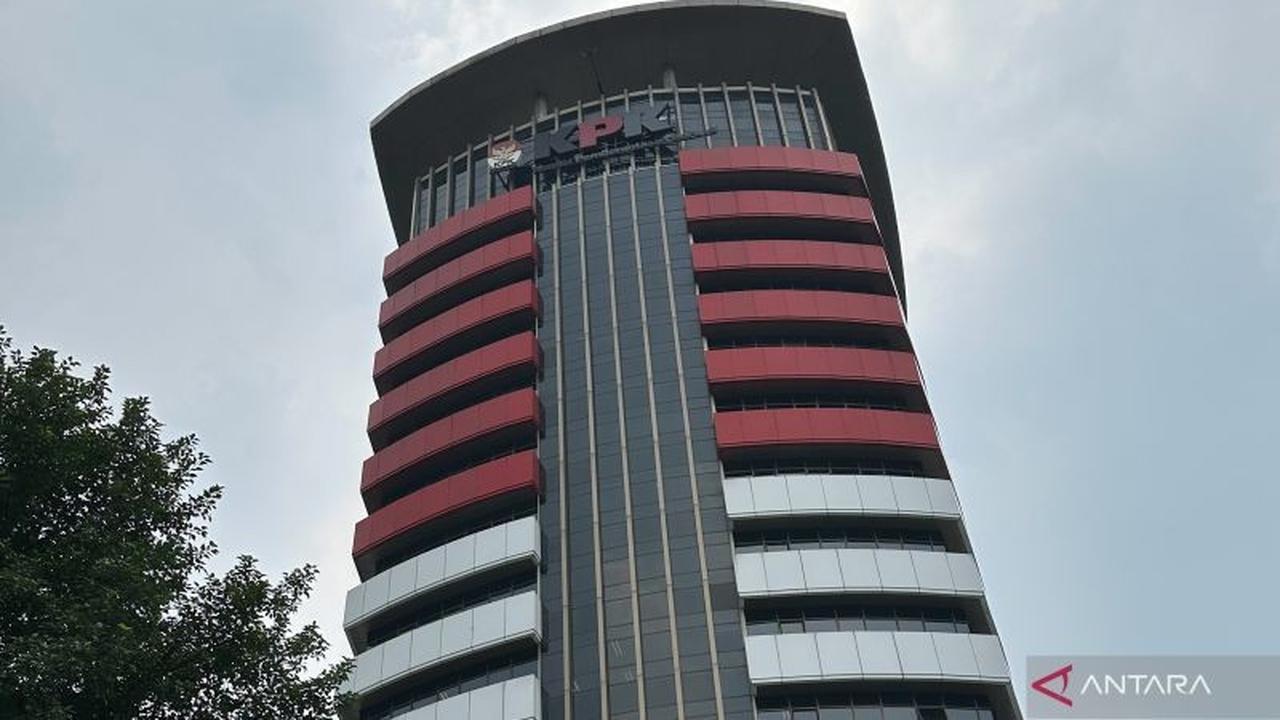 KPK Sita Ratusan Juta dalam OTT Hakim Depok Terkait Dugaan Suap Perkara
