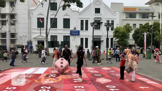 OMG Lip Parade