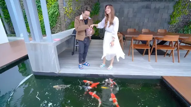 6 Potret Area Belakang Rumah Richard Lee yang Kini Dijual, Ada Kolam Ikan Koi