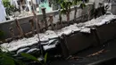 Kondisi tanggul di kawasan RT004 RW 006, Jatipadang, Jakarta, Selasa(29/1). Tanggul ini dibangun dengan tinggi 2,5 meter dan panjang 5 meter dengan konstruksi beton. (Liputan6.com/Herman Zakharia)