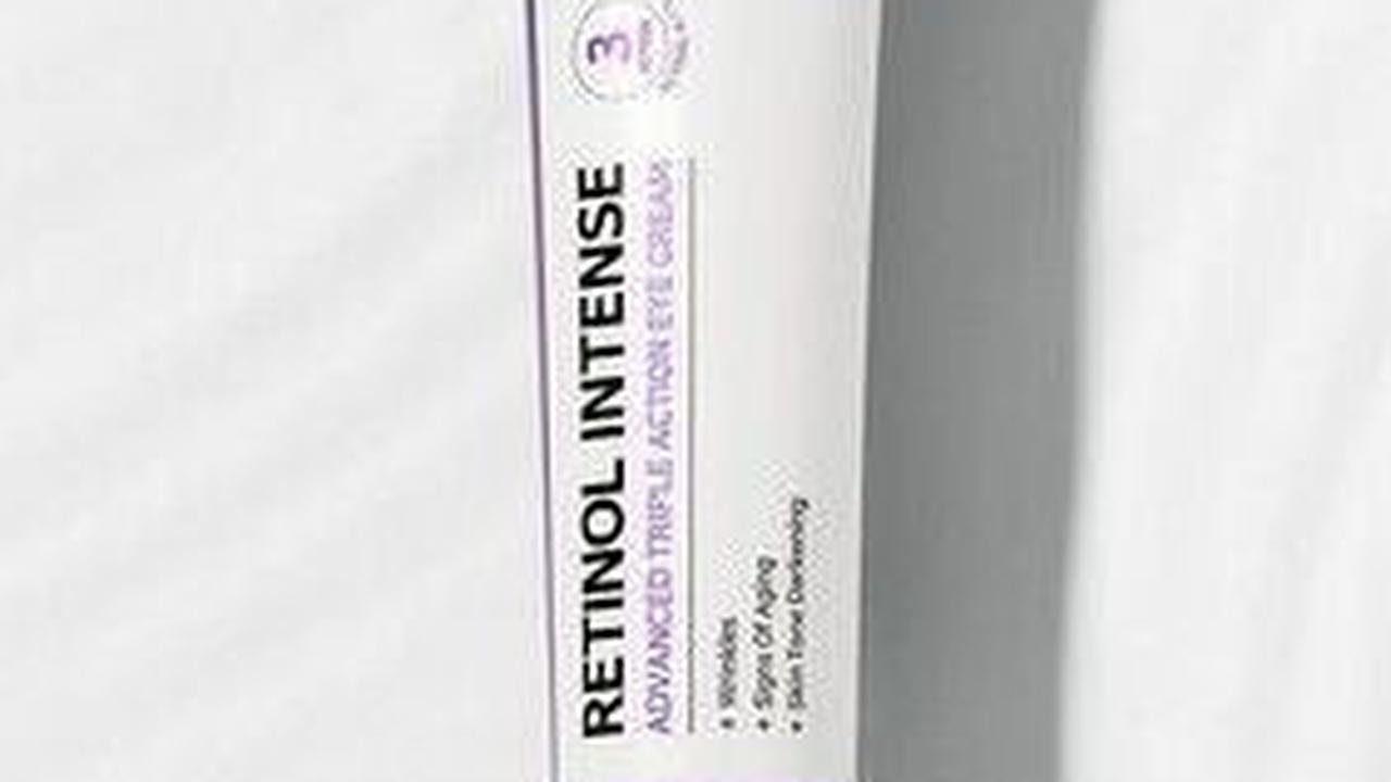 <b>Retinol Intense Advanced Triple Action&nbsp;</b><span style="border-color: rgba(229,231,235,var(--tw-border-opacity)); --tw-border-opacity: 1; --tw-shadow: 0 0 #0000; --tw-ring-inset: var(--tw-empty, ); --tw-ring-offset-width: 0px; --tw-ring-offset-col