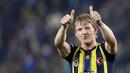 Setelah sukses bersama Liverpool, Dirk Kuyt memutuskan hijrah ke Fenerbahce pada tahun 2012. Kuyt mencetak 37 gol dalam 130 pertandingan bersama Fenerbahce. (www.squawka.com)