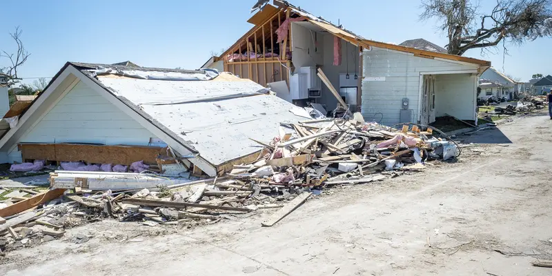 Kondisi Rumah-Rumah di AS Usai Diterjang Tornado