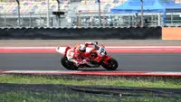 Pembalap Astra Honda Racing Team (AHRT), Herjun Atna Firdaus, berhasil meraih podium pada&nbsp;Mandalika Racing Series (MRS) 2025 yang berlangsung di&nbsp;Pertamina Mandalika International Circuit, 20-21 September 2025. (dok. Astra Honda Motor)