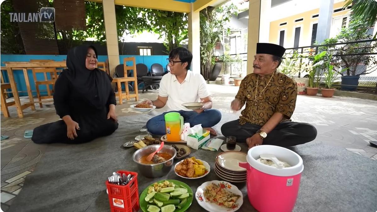 8 Potret Rumah Haji Bolot, Kini Jadi Juragan Kontrakan Ratusan Pintu