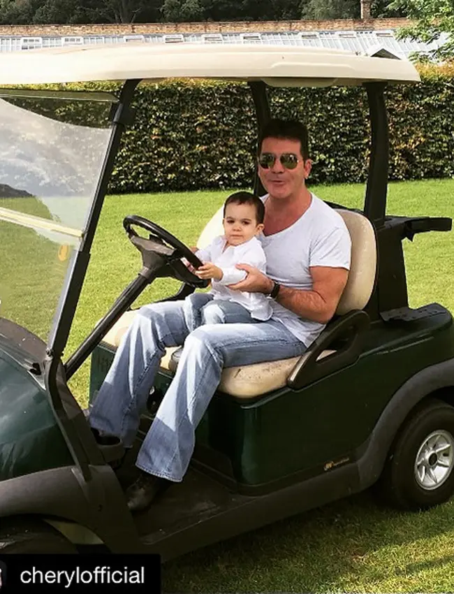 Simon Cowell. (via Instagram/@simoncowellonline)