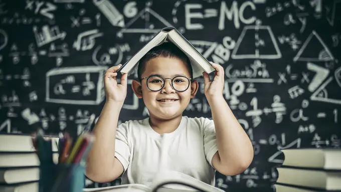 Beberapa kebiasaan yang dapat menandakan anak punya IQ yang tinggi