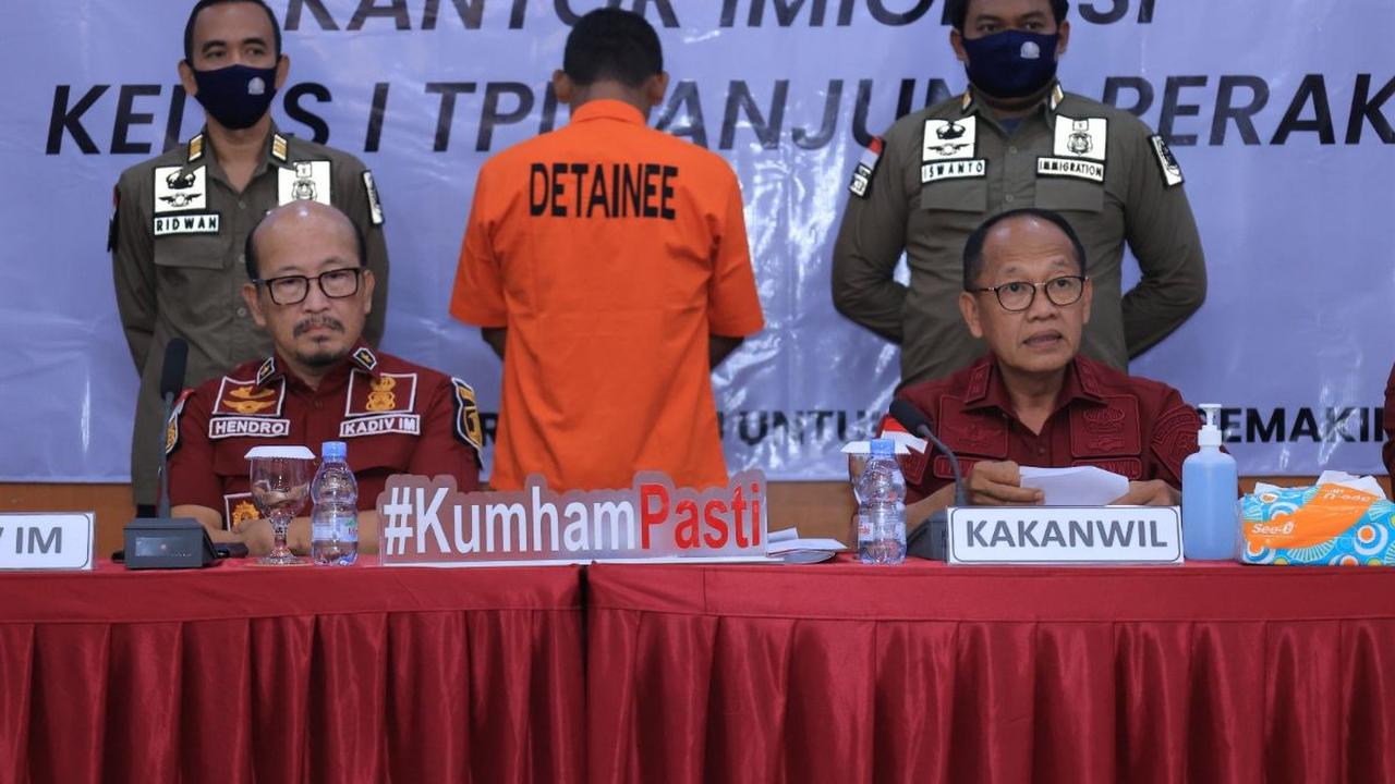 Kepala Kanwil Kemenkumham Jatim, Imam Jauhari mengatakan, penangkapan HBR berawal dari laporan masyarakat.