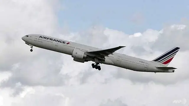 Pesawat Boeing 777