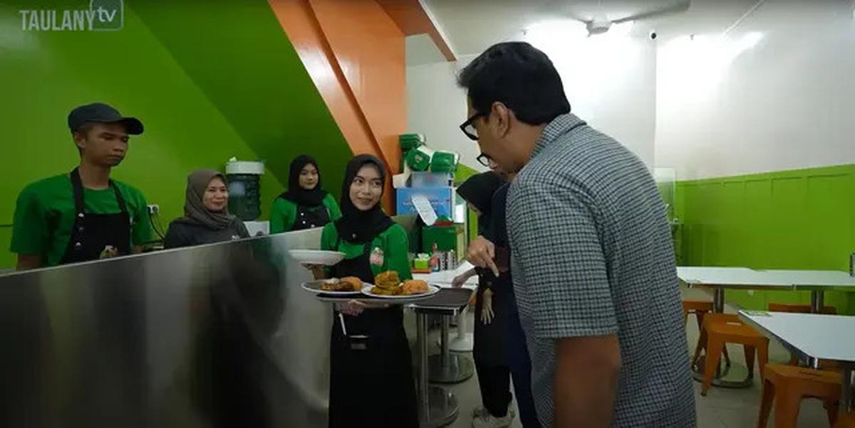 Potret Warung Makan Sederhana Ussy Andhika, Suasana Nyaman Harga Merakyat