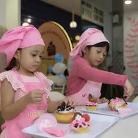 Serunya Cake Decorating Workshop Bersama Fimela Playdate dan The Harvest. [Daniel Kampua/Fimela]