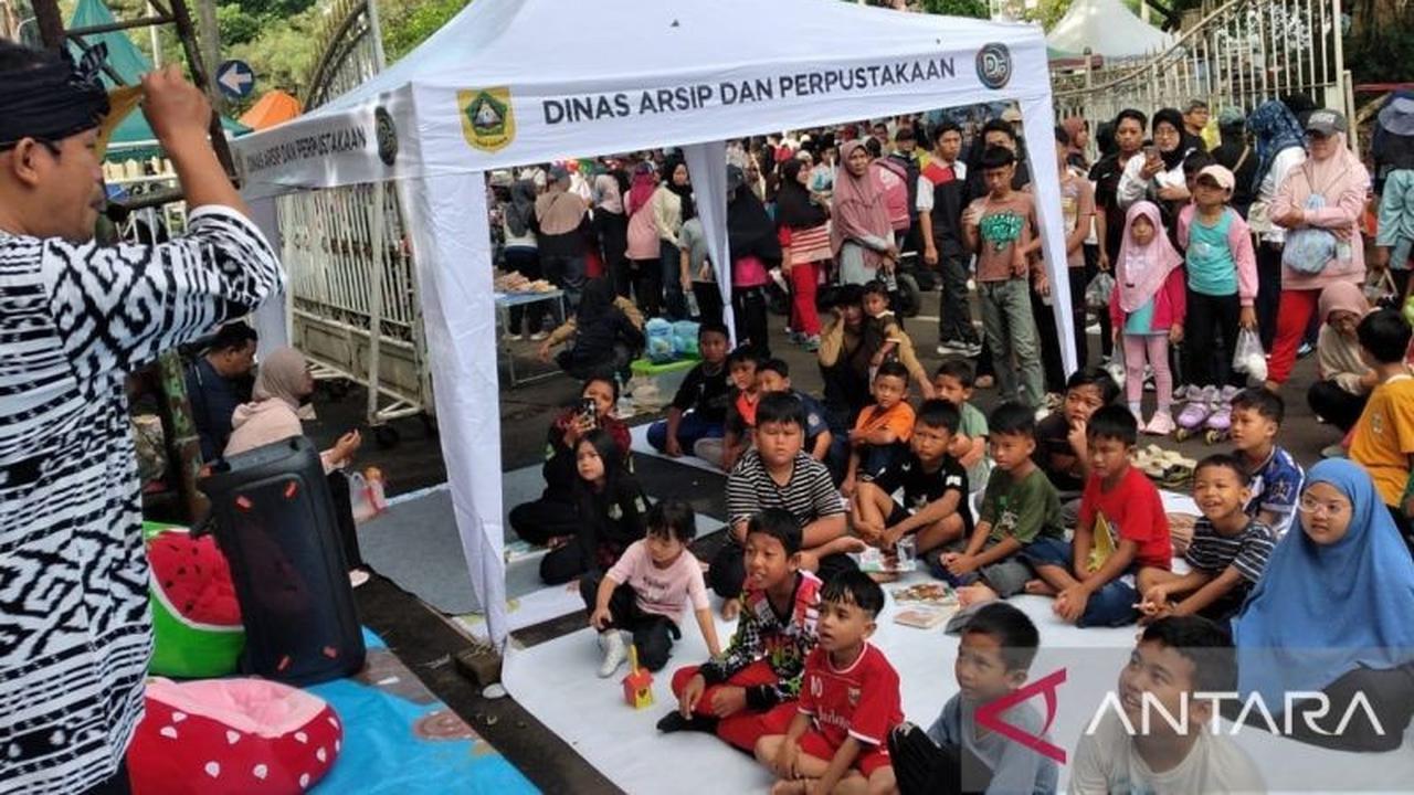 Mobil Perpustakaan Keliling Dorong Budaya Baca di CFD Cibinong, Upaya Tingkatkan Literasi Warga Bogor