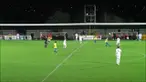 Hal aneh terjadi di liga amatir di wilayah London, Inggris antara Thurrock FC vs Romford. Disebabkan karena tiupan angin yang kencang, bola yang dihalau malah berbalik arah dan sebabkan gol bunuh diri.