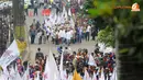 Para pengunjuk rasa tidak melakukan aksi di depan Gedung KPK saja. Unjuk rasa pun berlanjut di Gedung Kejaksaan Agung dan Mabes Polri, Jakarta (Liputan6.com/Herman Zakharia)